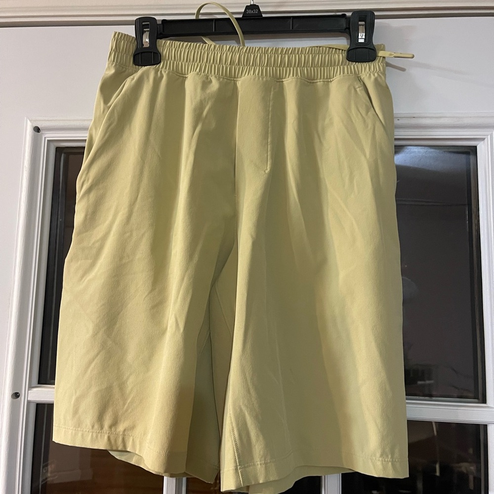 Lululemon shorts 9in